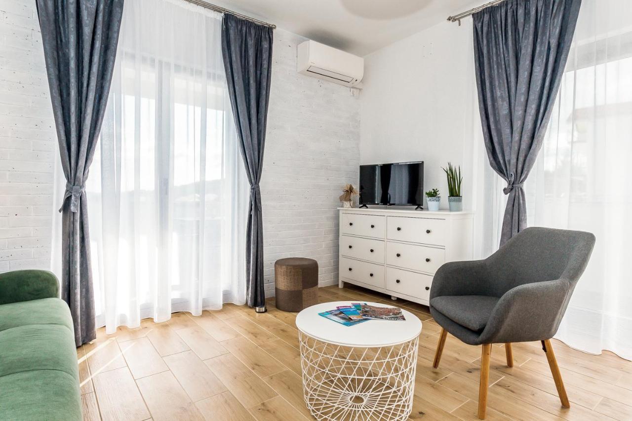 Apartments Tanya シベニク エクステリア 写真